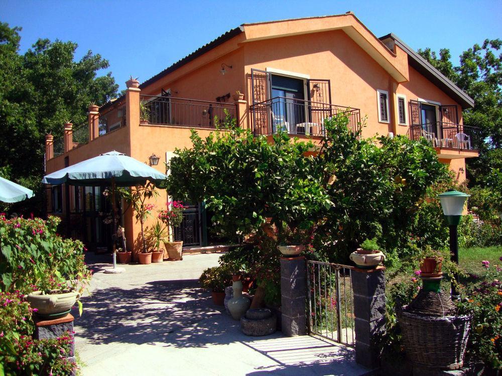 B&B Villa Maria Giovanna Giardini-Naxos Zewnętrze zdjęcie